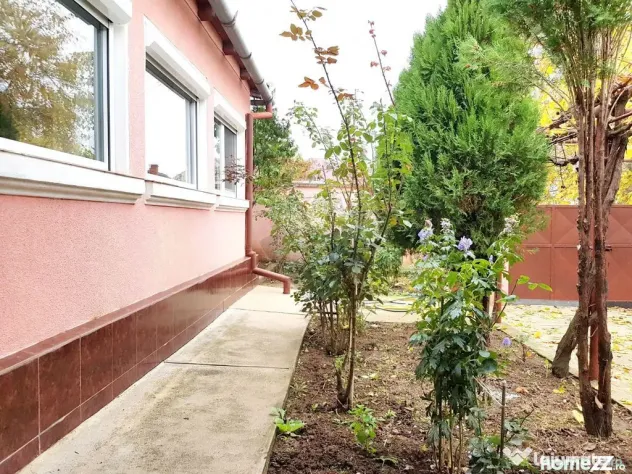 Casă / Vilă cu 6 camere de vânzare