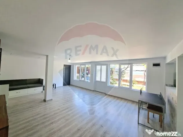 Casă / Vilă cu 6 camere de vânzare