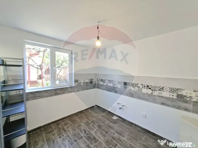 Casă / Vilă cu 6 camere de vânzare