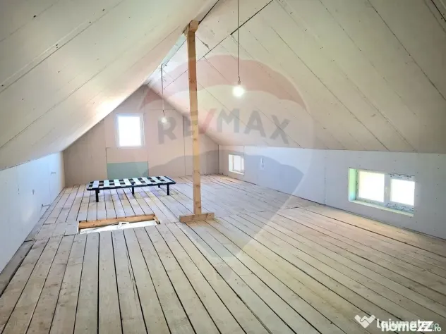 Casă / Vilă cu 6 camere de vânzare