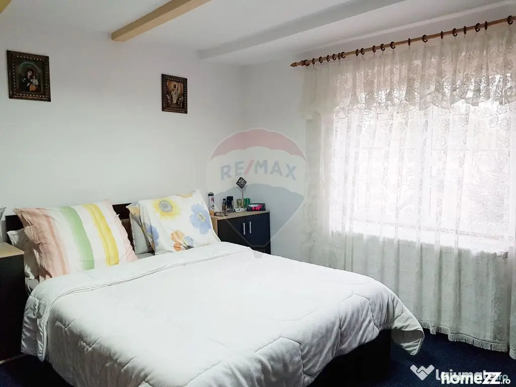 Casă / Vilă cu 6 camere de vânzare