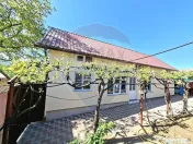 Casă / Vilă cu 6 camere de vânzare 