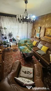 Apartament 3 camere, etaj 1, zona centrala 
