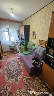 Apartament 3 camere, etaj 1, zona centrala 
