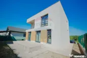 Casă / Vilă cu 5 camere de vânzare în zona Calea Cluj... 