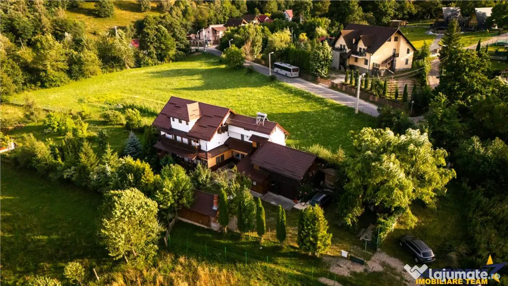 FILM! Investitie 2 in 1:Unitati independente domeniu 1.742m