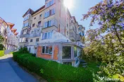 Spațiu comercial cu apartament la pachet, de vanzare Bul... 
