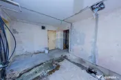 Spațiu comercial cu apartament la pachet, de vanzare Bul... 