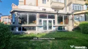 Spațiu comercial cu apartament la pachet, de vanzare Bul... 