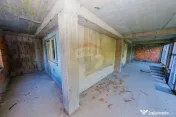 Spațiu comercial cu apartament la pachet, de vanzare Bul... 