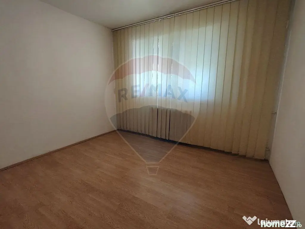 Apartament cu 3 etaj2