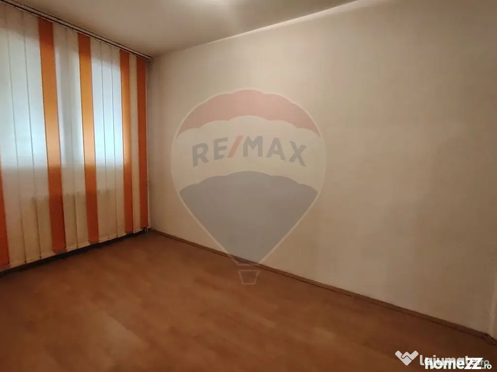 Apartament cu 3 etaj2
