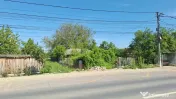Teren de 500mp cu deschidere dublă 14/35m, strada principal 