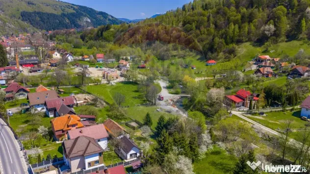 COMISION 0%| TEREN INTRAVILAN 1805 MP | PANORAMĂ MUNTE |...