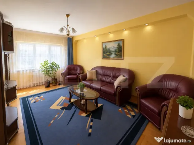 Apartament 3 camere, decomandat, etaj 3, Obcini Suceava