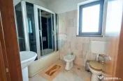 De vanzare casă 5 camere 