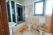 De vanzare casă 5 camere 