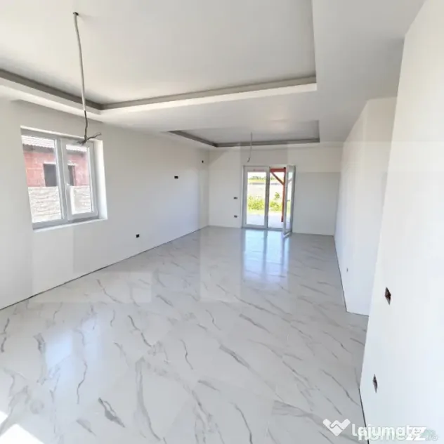 Casa individuala 4 camere, 95 mp, zona Sag - Sag (Timis)