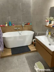 Casă premium de închiriat, 175 mp utili, curte privată,31 