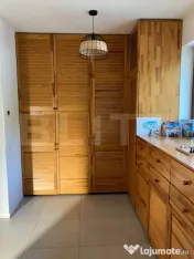 Casă premium de închiriat, 175 mp utili, curte privată,31 