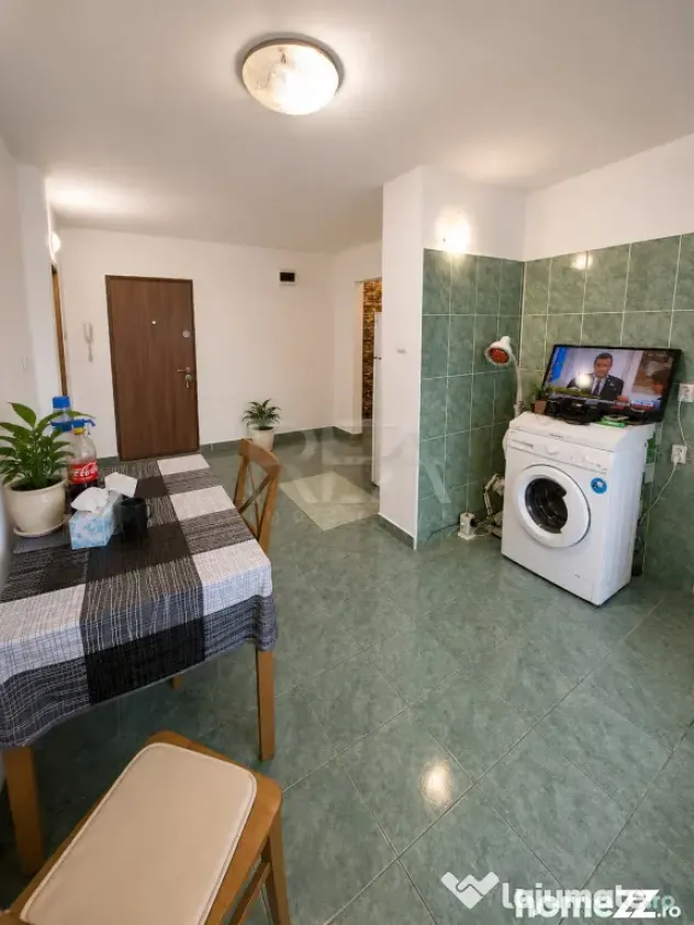2 camere Barbu Văcărescu decomandat, et. 4, an 1992, 60 mp - Bucuresti (Bucuresti-Ilfov)
