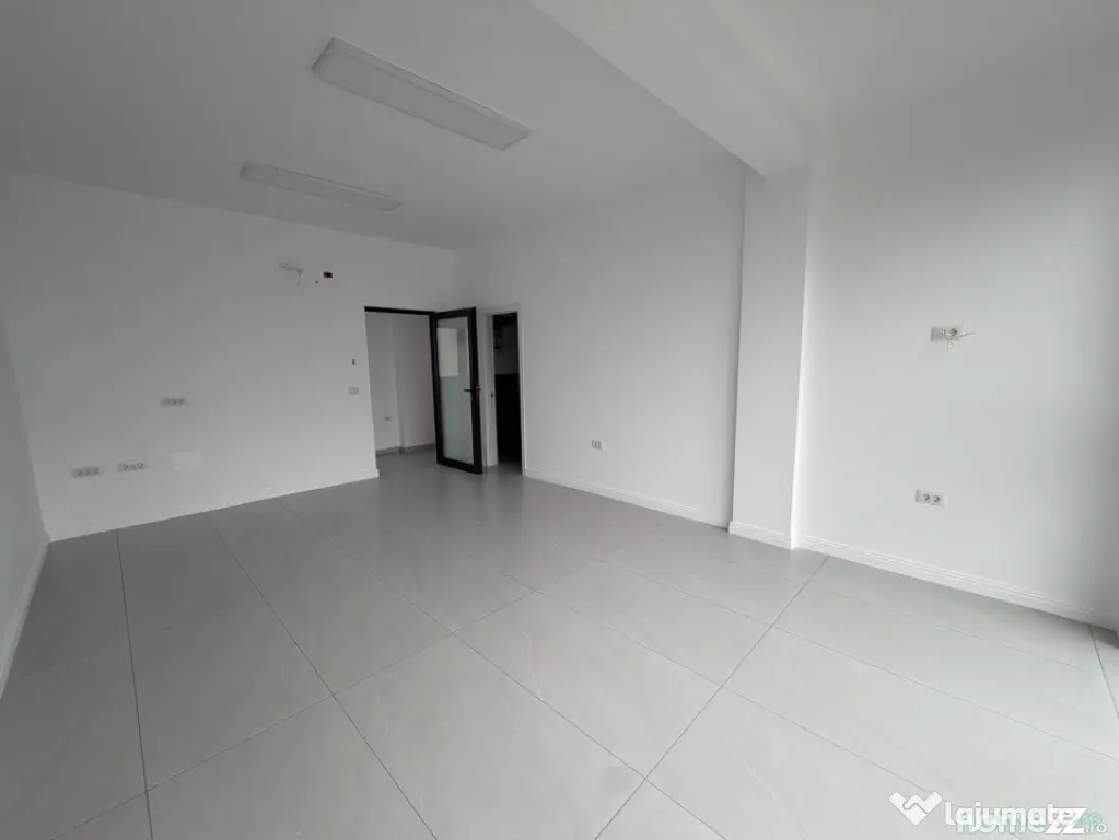 Spatiu de inchiriat, cladire noua, 30 mp, Radauti - Radauti (Suceava)