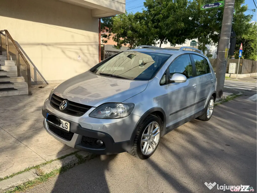 Golf 5 Plus CROSS 2.0 TDI 140 CP | 2008 | Climatronic 2 zone | Garanție 12 luni