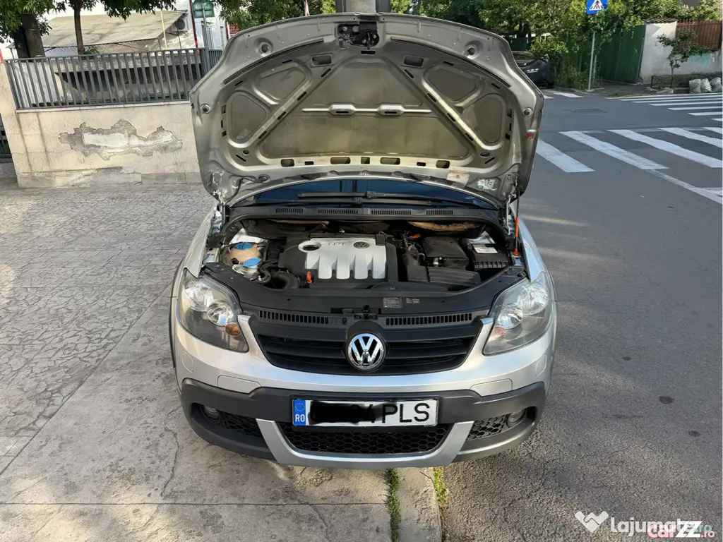 Golf 5 Plus CROSS 2.0 TDI 140 CP | 2008 | Climatronic 2 zone | Garanție 12 luni