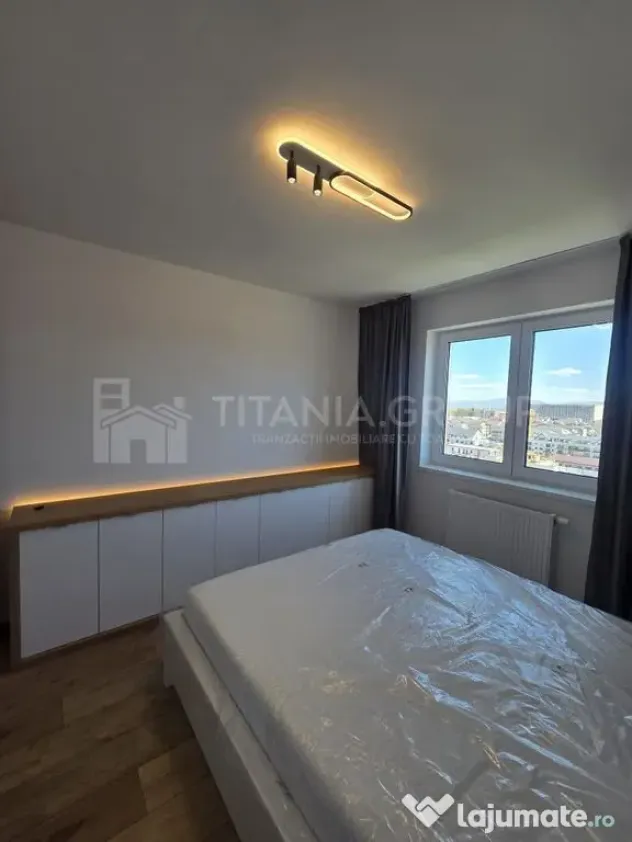 PRIMA INCHIRIERE Apartament 3 camere, decomandat, parcare...