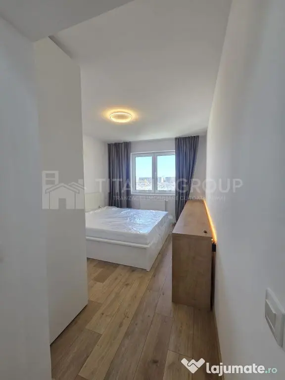 PRIMA INCHIRIERE Apartament 3 camere, decomandat, parcare...