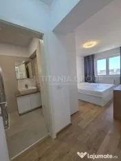 PRIMA INCHIRIERE Apartament 3 camere, decomandat, parcare... 