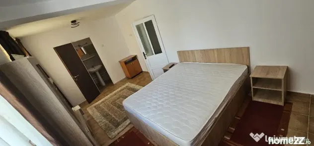 Inchiriere apartament 2 camere la curte Rahova