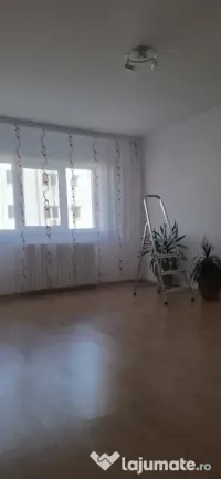 Ocazie! Apartament 2 camere zona depozitul farmaceutic 