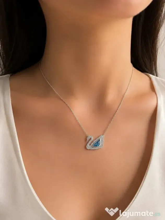 Lant Swarovski lebada