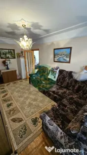 Apartament 4 camere, ultracentral, etaj intermediar 
