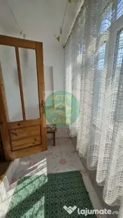Apartament 4 camere, ultracentral, etaj intermediar 