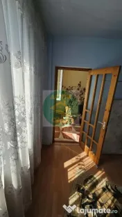 Apartament 4 camere, ultracentral, etaj intermediar 