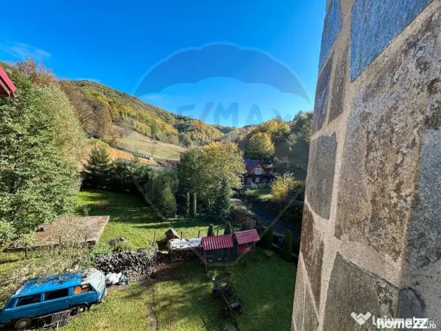 Ocazie!!! Hotel / Pensiune cu 20 camere de vânzare în z...