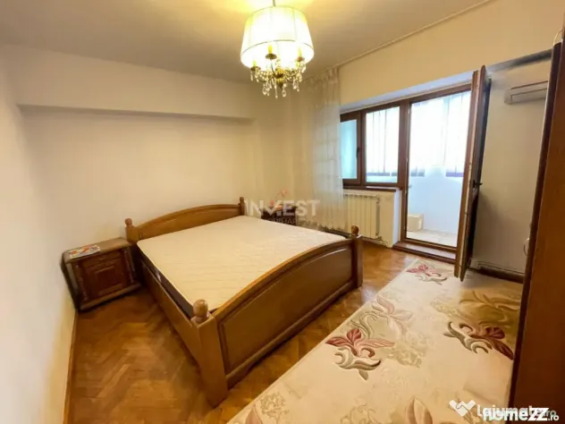 Apartament 3 camere decomandat-80 mp-Podu Ros-bloc 1994