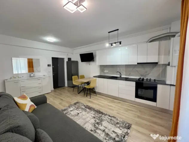Apartament 2 camere, 50 mp, prima inchiriere, centrala si AC