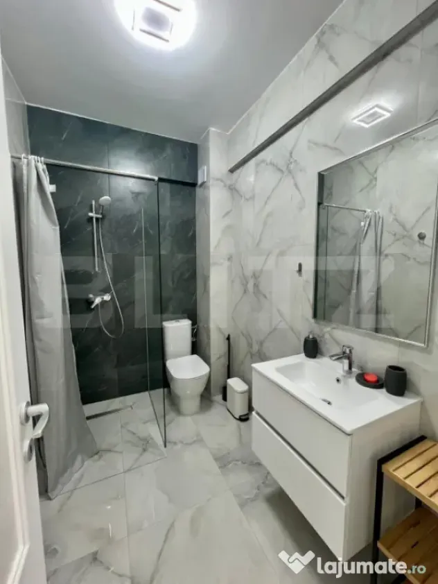 Apartament 2 camere, 50 mp, prima inchiriere, centrala si AC