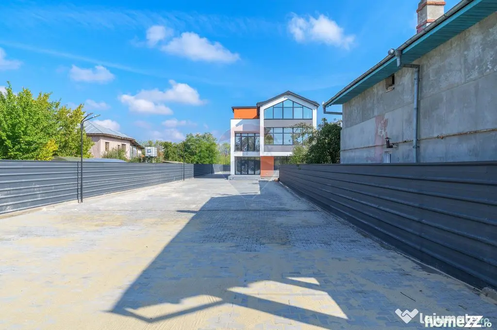 Inchiriat Spațiu comercial/locuit/birouri de 410mp în z...