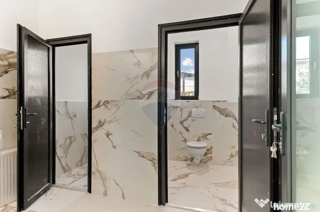 Inchiriat Spațiu comercial/locuit/birouri de 410mp în z...