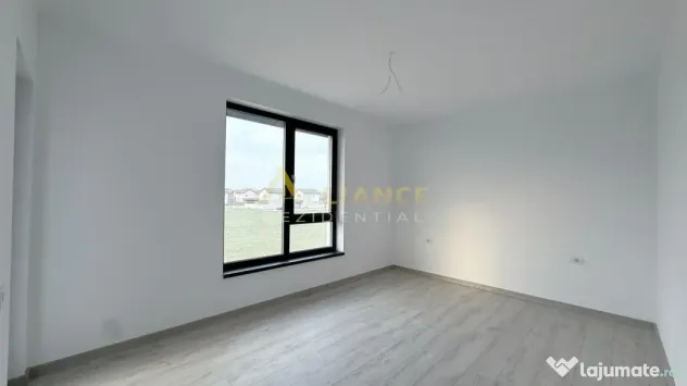 Casa Individuala - 4 camere - 2 bai - 352 mp teren