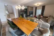 Casa Individuala - 5 camere - 4 bai - 550 mp teren mobilata 