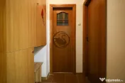 Apartament cu 3 camere de vanzare | Risc Seismic | Cina |... 
