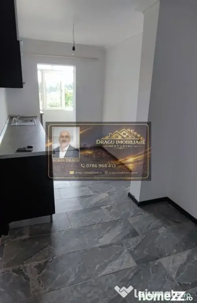 Apartament 3 camere / Tecuci / Central