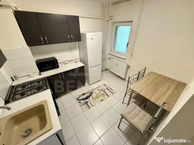 2 camere decomandat - parter - mobilat - utilat - centru ...