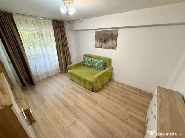 2 camere decomandat - parter - mobilat - utilat - centru ...