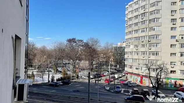 Spatiu birouri Mihalache -Turda in imobil mixt, 33 mp, centr